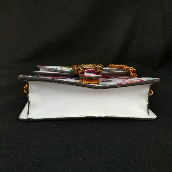 Gucci Exclusive Garden Dionysus Bag - Picture 8 of 15